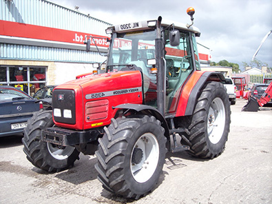 Tractor Massey FERGUSON Second Hand - 4